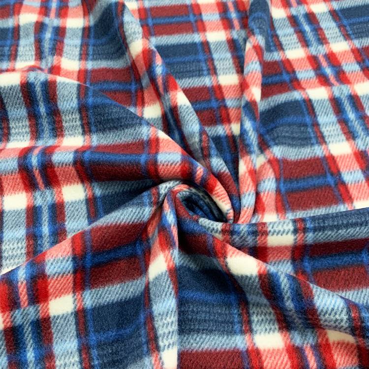 Pattern 06: Classic Red & Navy Plaid 